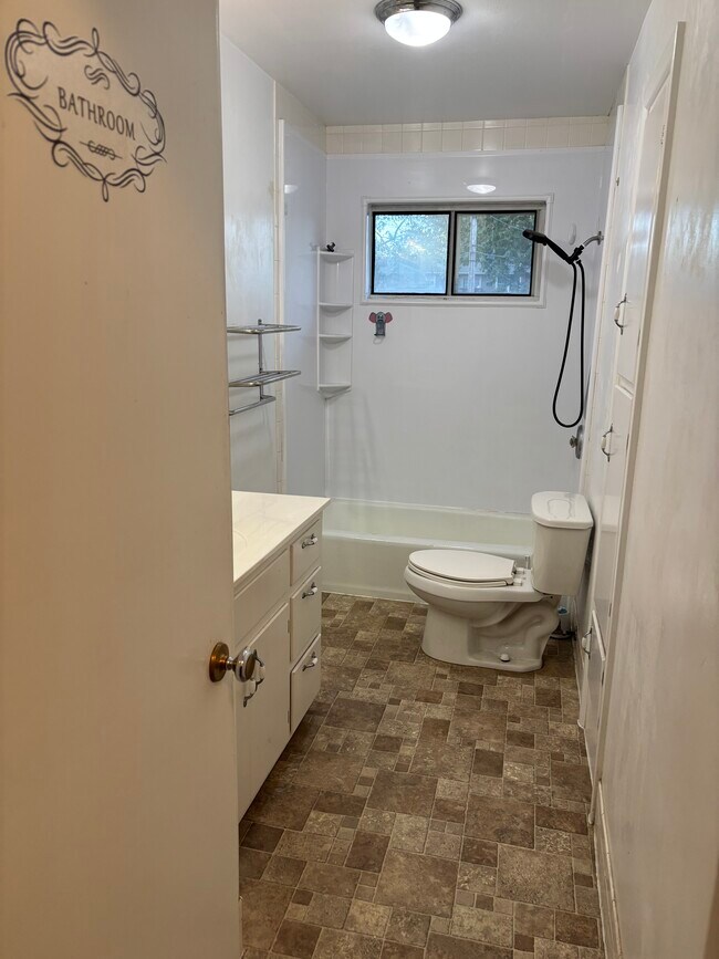 Building Photo - 12500 E 53 St