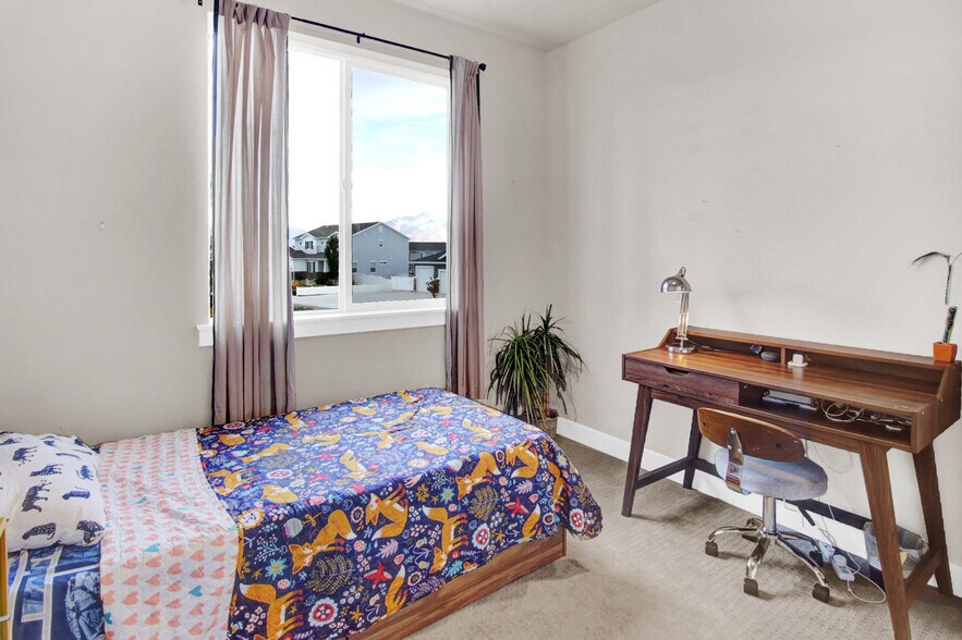 Building Photo - 4144 W Foxview Dr