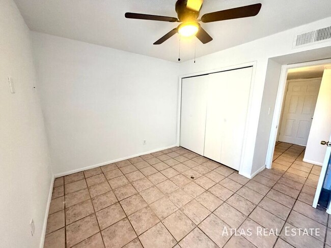 Building Photo - NOW AVAILABLE!! Renovated 2 Bedroom 1 Bath...