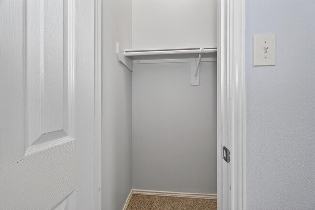 Building Photo - 13012 Balsam Breeze Ln