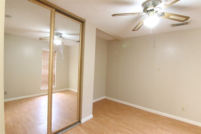 Building Photo - 3118 Settlers Way Blvd