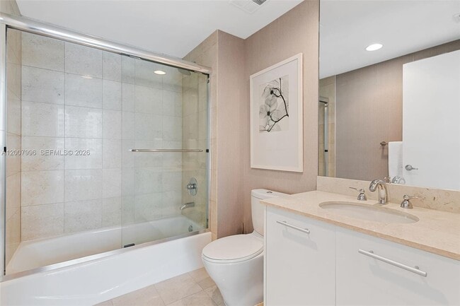 Building Photo - 2711 S Ocean Dr