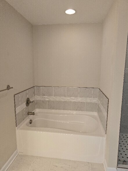 Building Photo - 4299 John Tyler Hwy