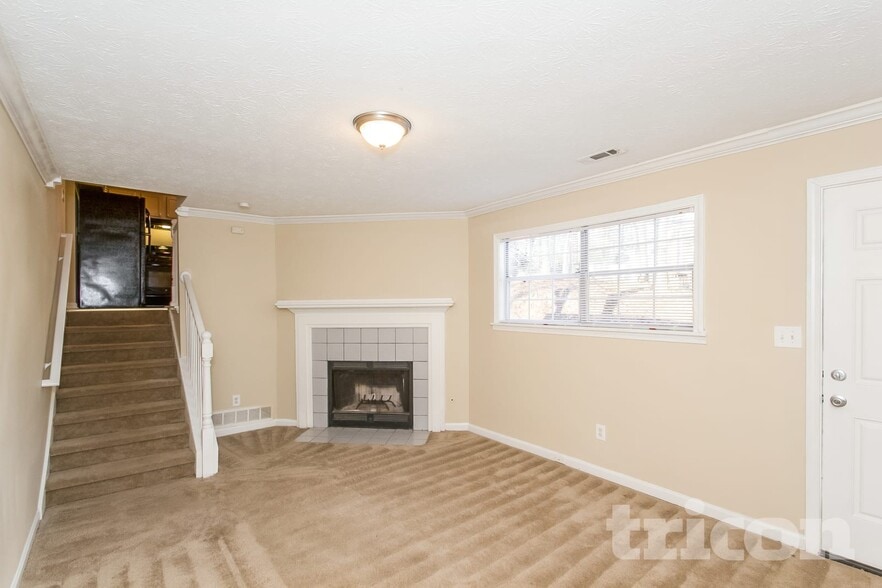 Building Photo - 2889 Darrah Ct SW