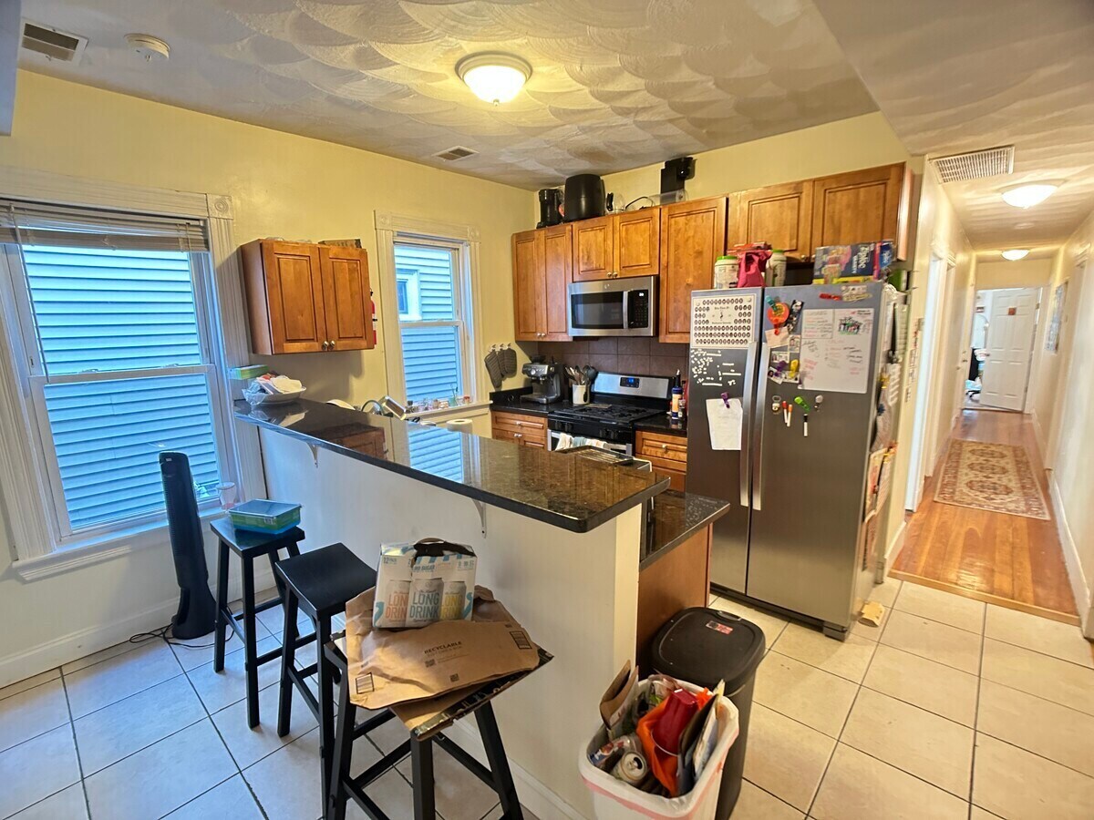 *Pictures are representative samples of the advertised unit. In some cases, the actual units you tou - 10 Carmel St