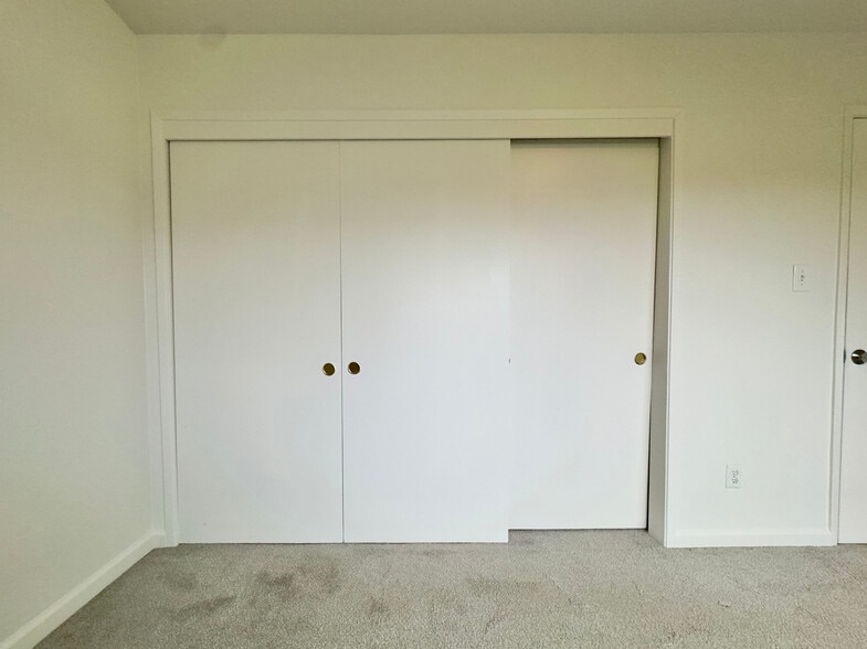 Building Photo - 6501 Raymond St