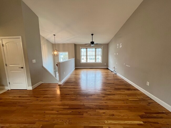 Building Photo - 60 Bray Ave