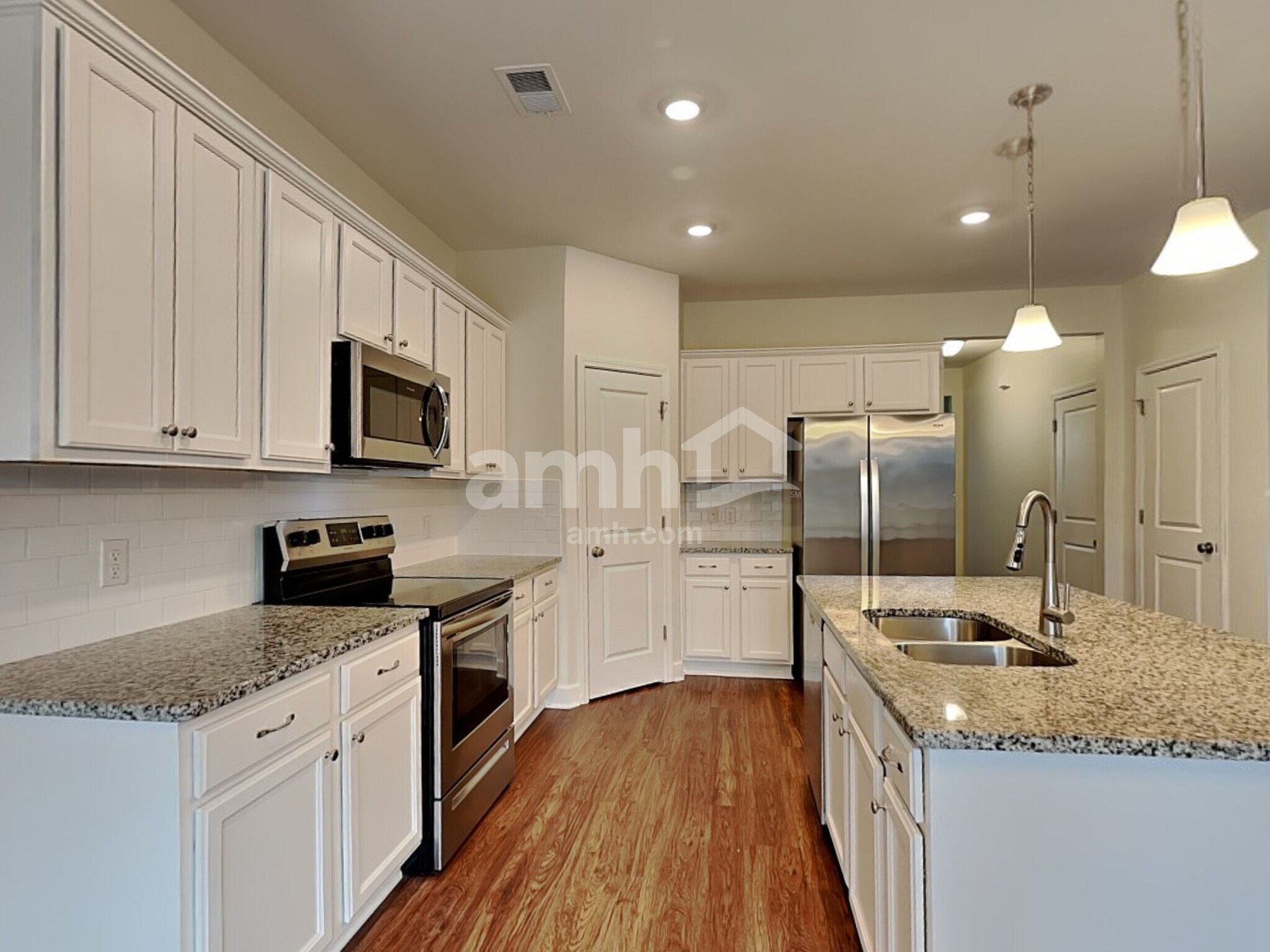 Building Photo - 4402 Erabele Dr