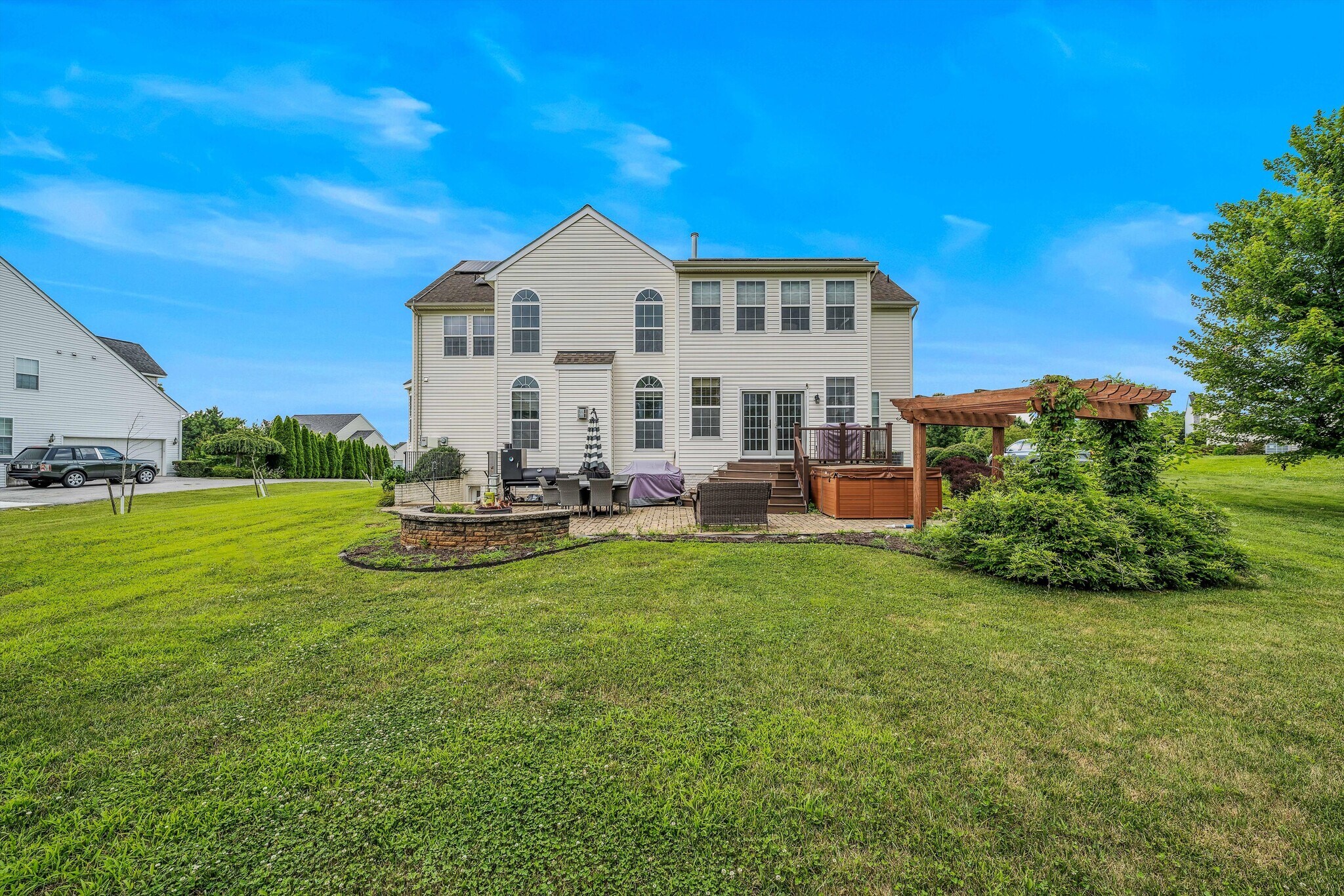 Building Photo - 288 Cirrus Way
