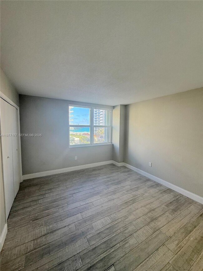 Building Photo - 5750 Collins Ave