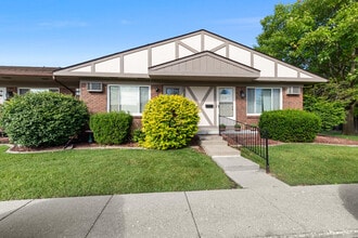 Building Photo - 25352 Potomac Dr