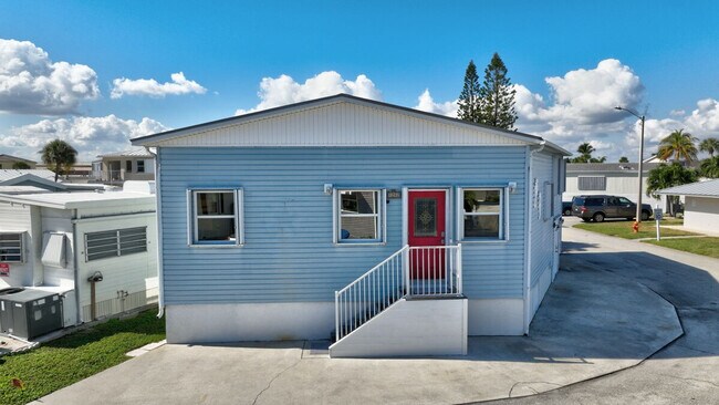 Building Photo - 1282 Nettles Blvd