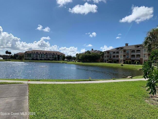 Building Photo - 6431 Borasco Drive Unit 2306
