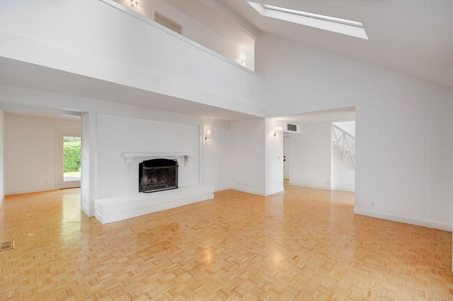 Building Photo - 15 Niven Way