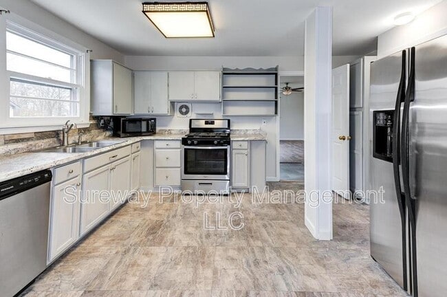 Building Photo - 55 Nassau Rd