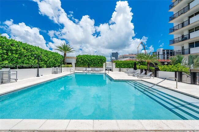 Building Photo - 4100 Salzedo St