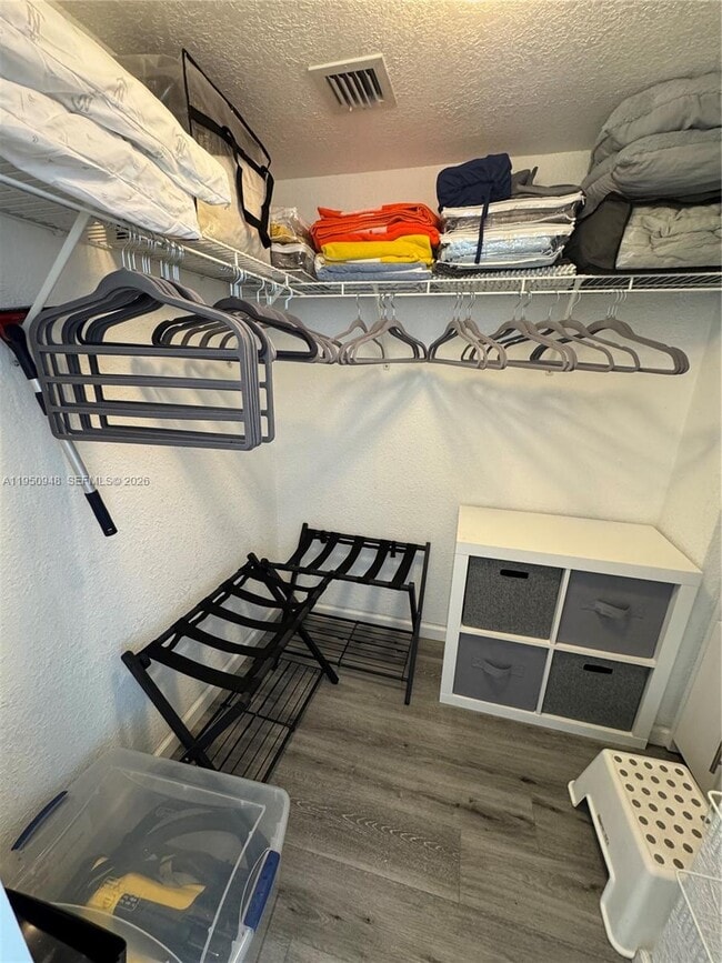 Building Photo - 2501 S Ocean Dr