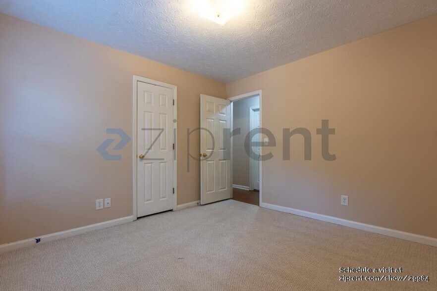 Building Photo - 125 Pine Top Ct