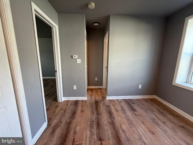 Building Photo - 5517 Schumacher Dr