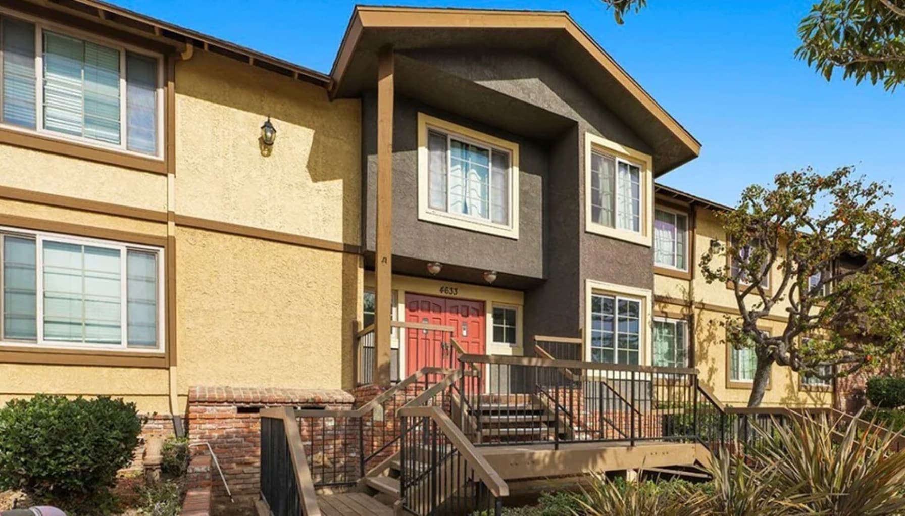 Building Photo - 4633 Marine Ave