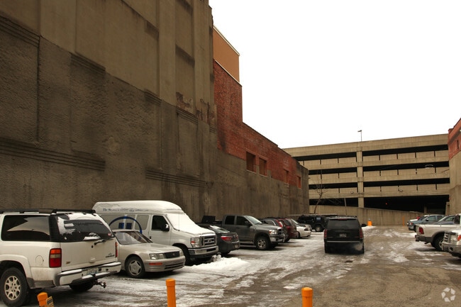 Building Photo - Byck's Lofts
