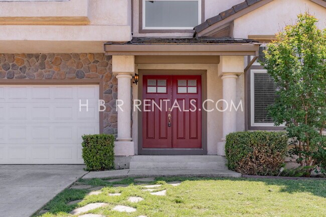 Building Photo - Charming Corner Haven: 3BR/2.5BA with Modern Upgrades in Tracy, CA