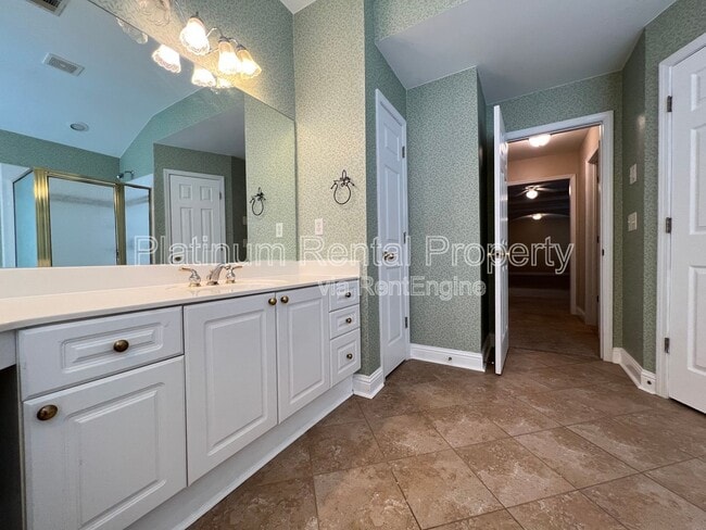 Building Photo - 1460 White Flowers Ln