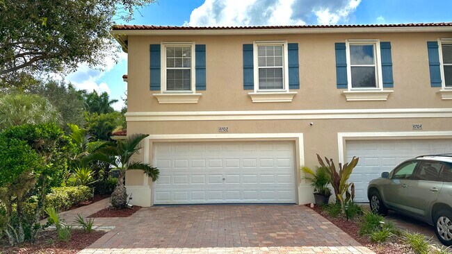 Building Photo - 4702 Cohune Palm Ct