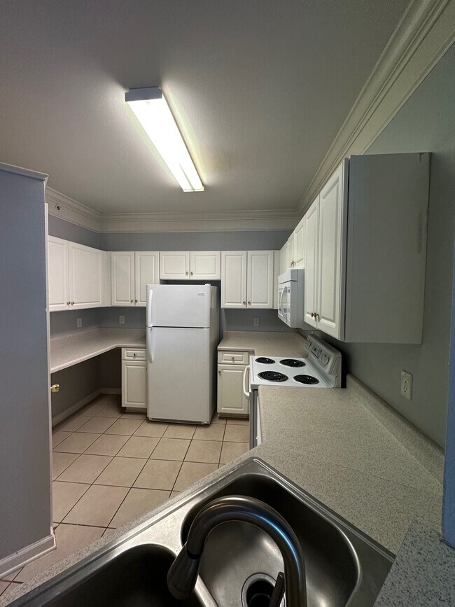 Building Photo - 2331 Whitemarsh Way