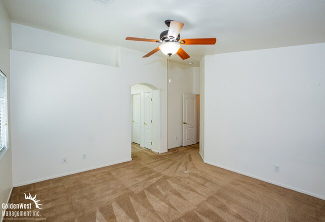 Building Photo - Beautiful Two-Story 3Bdm 2.5Ba Rowhome Nes...