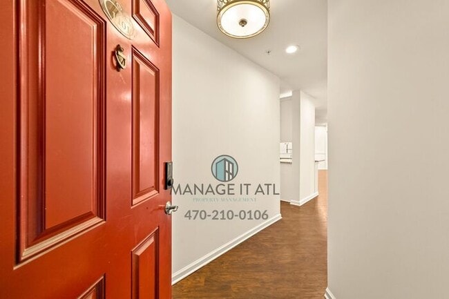 Building Photo - Elegant 2 Bedroom Condo in Buckhead. Gated...