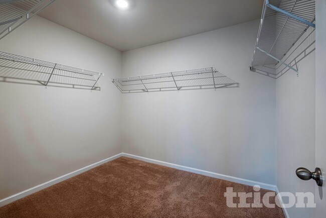 Building Photo - 508 Trickum Hill Dr