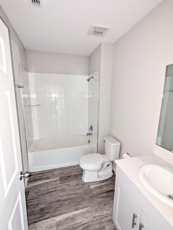 Building Photo - 13089 Oak Hill Way