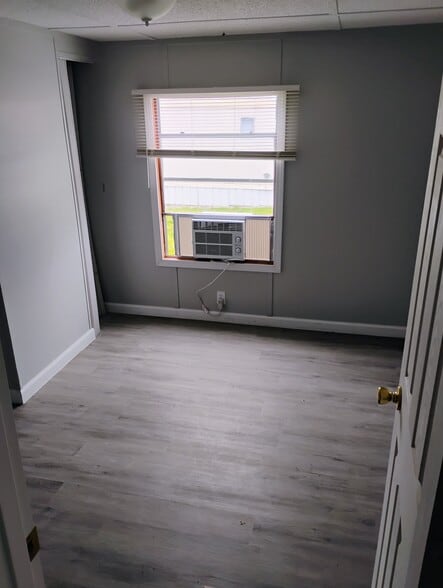 Building Photo - 200 N 28th St