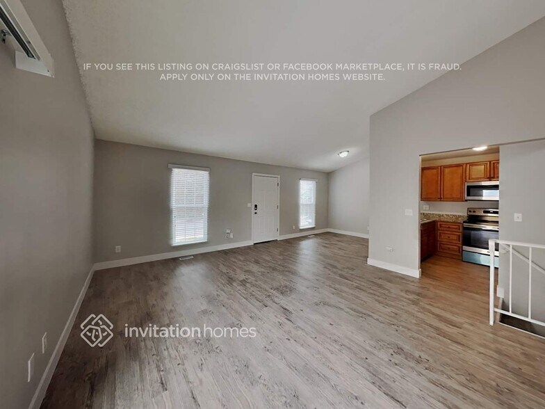 Building Photo - 19857 E Cornell Ave