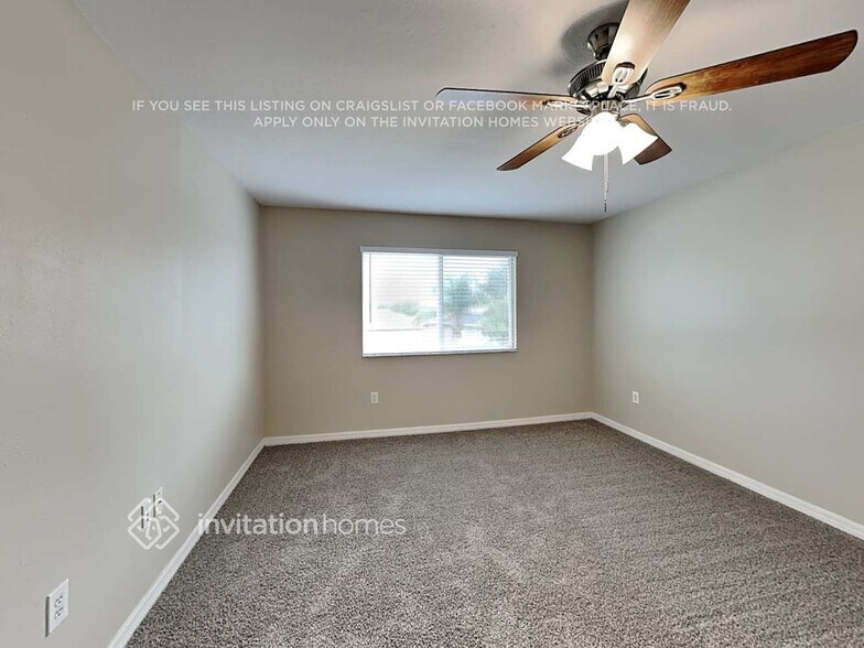 Building Photo - 1807 Sweetspire Dr
