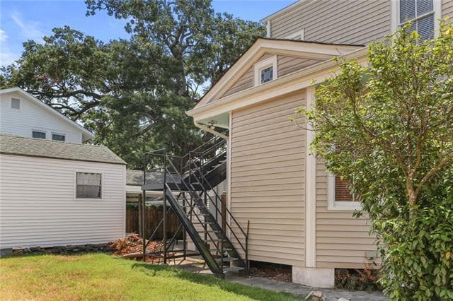 Building Photo - 548 Verret St