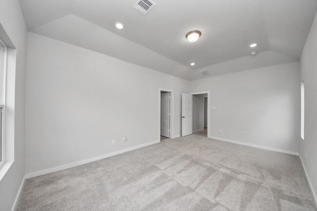 Building Photo - 3830 Glossy Lk Dr