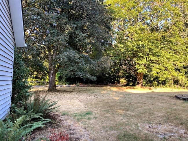 Building Photo - Step Back In Time with this Vintage Sherwood Farm House - Private Backyard.