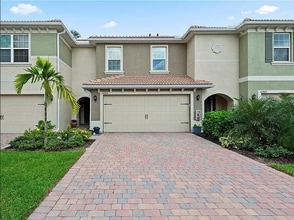 Building Photo - 12503 Laurel Cove Dr