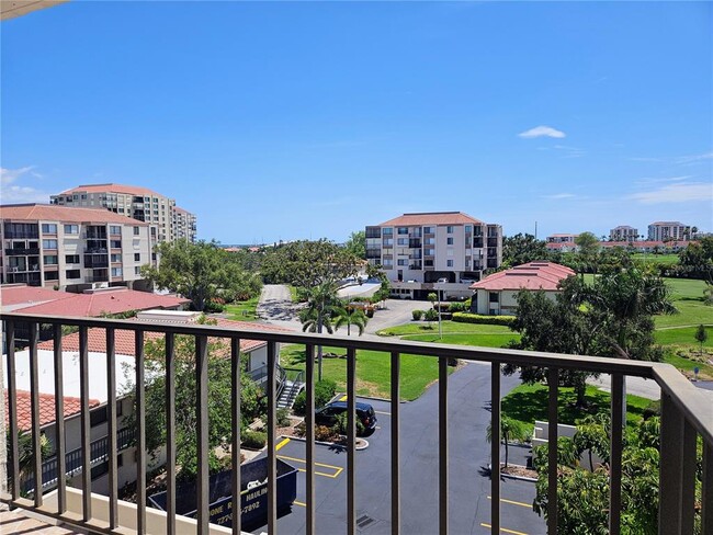 Building Photo - 6218 Palma Del Mar Blvd S