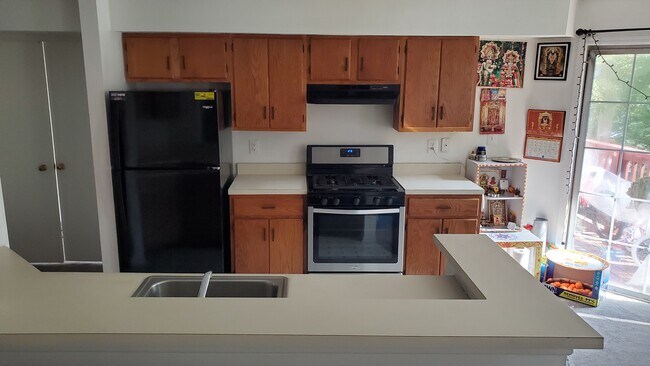 Building Photo - 4182 Bayberry Ct