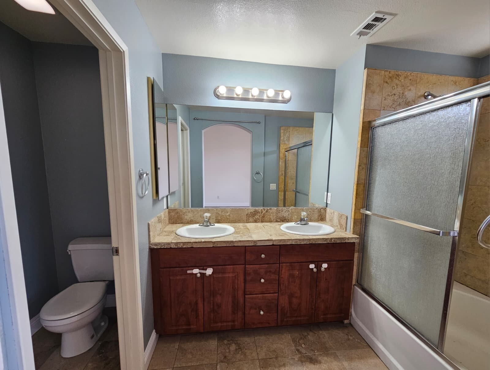 Building Photo - 774 Ada St