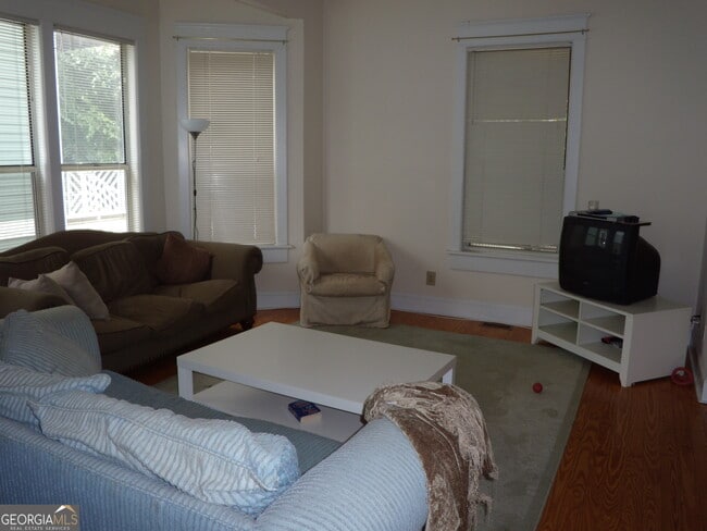 Building Photo - 815 Edgewood Ave NE