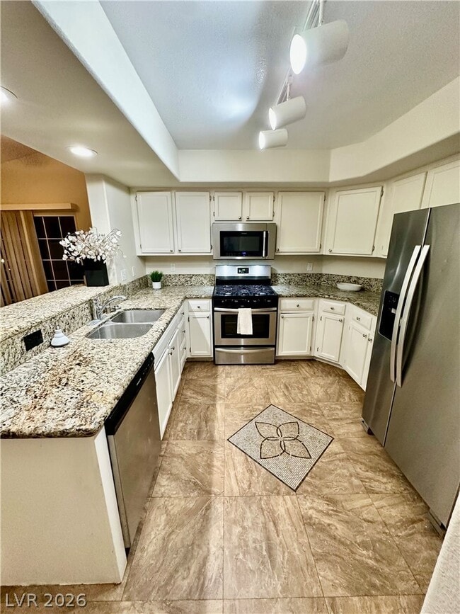 Building Photo - 7950 W Flamingo Rd