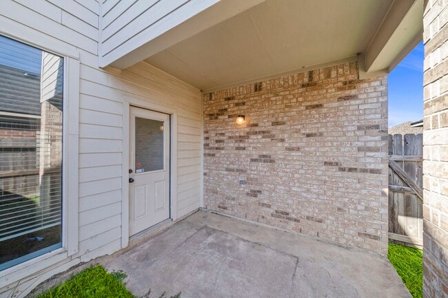 Building Photo - 24227 Ayscough Ln