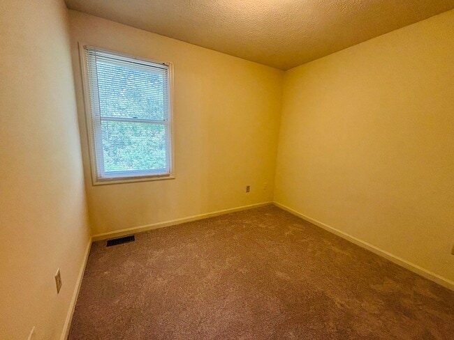 Building Photo - 1707 Emerald St