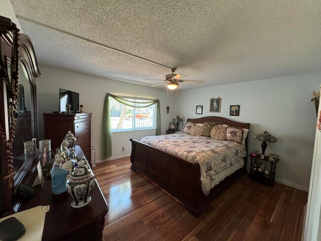 Building Photo - 600 Royal Palm Blvd