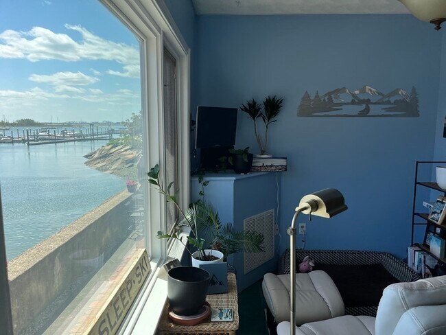 Building Photo - 235 Washington Ave