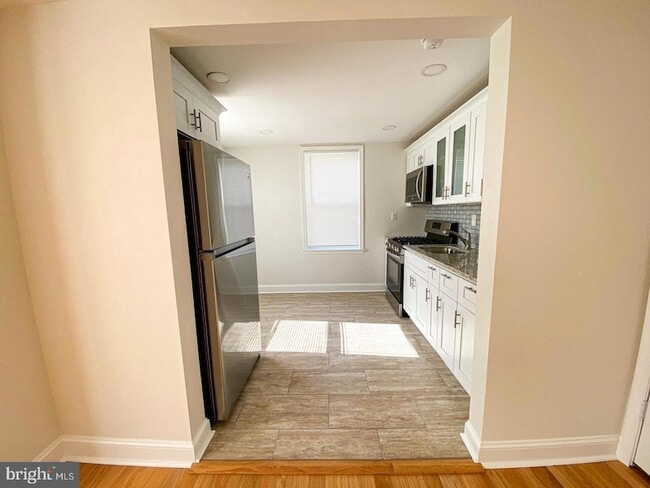 Building Photo - 5245 Pennsgrove St